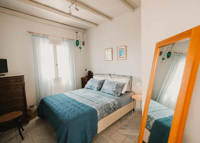 Dinora Agios Ioannis (Tinos)