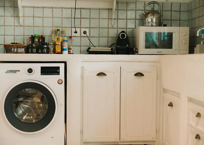 Dinora Agios Ioannis (Tinos)